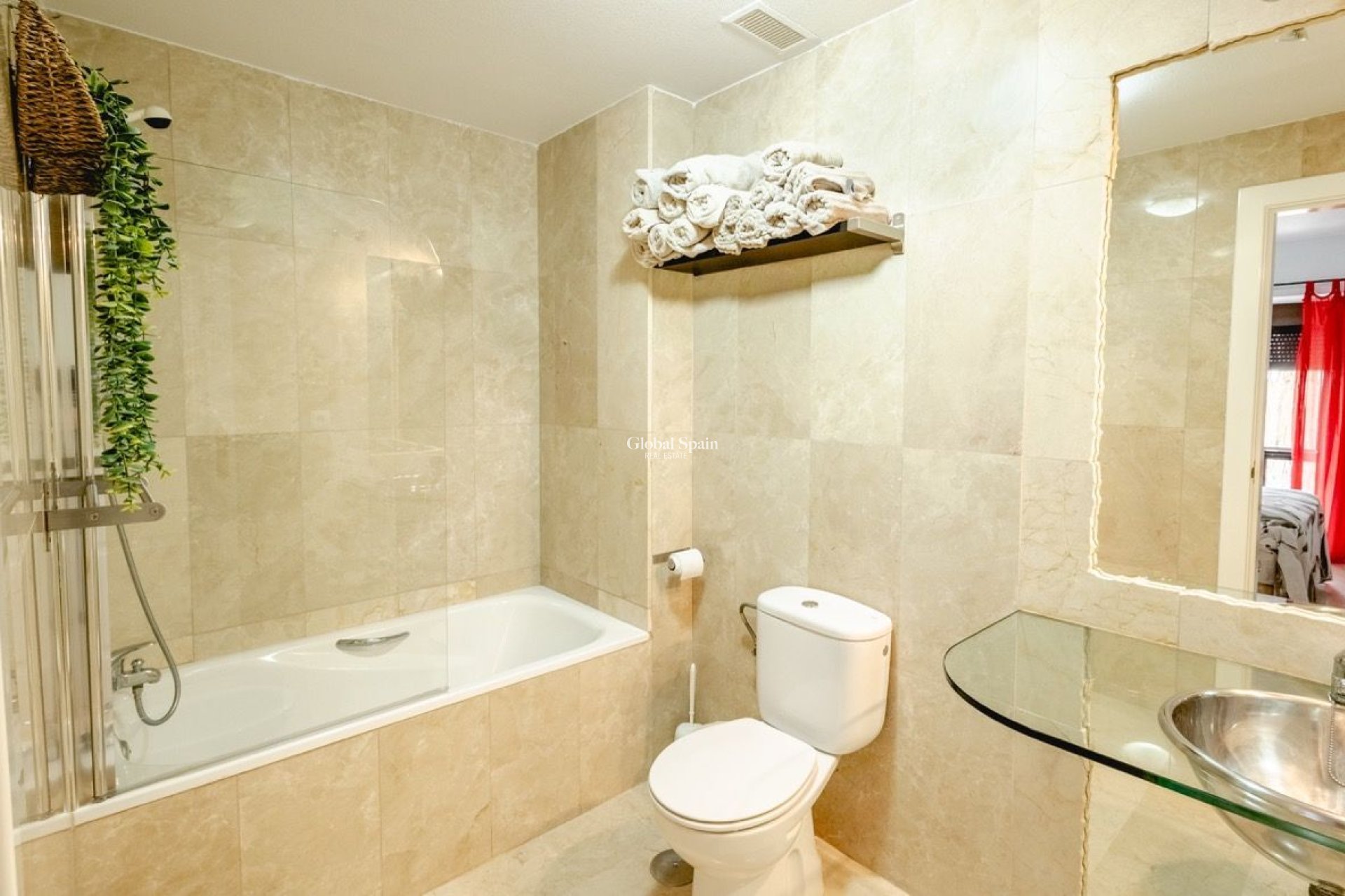 Wederverkoop - APPARTEMENT -
ORIHUELA COSTA - VILLAMARTÍN