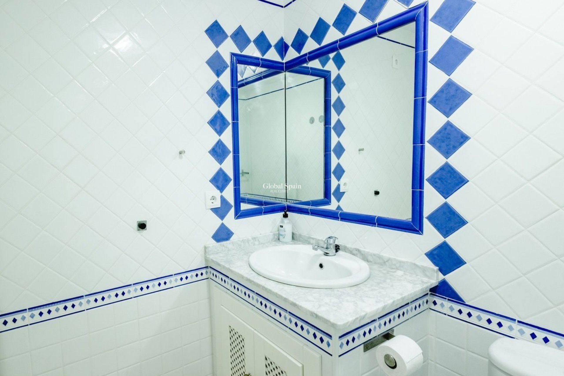 Wederverkoop - APPARTEMENT -
ORIHUELA COSTA - VILLAMARTÍN