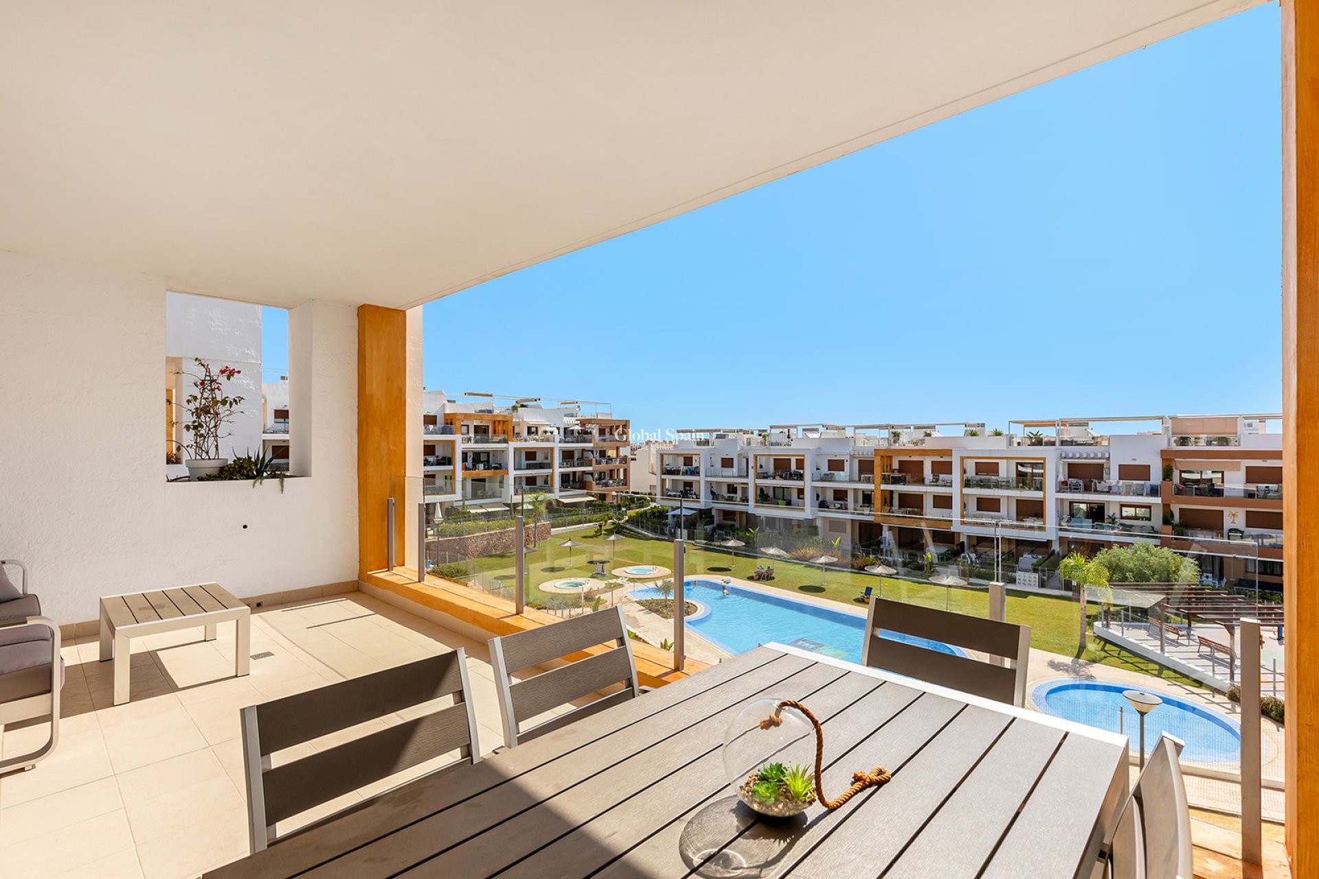 Wederverkoop - Appartement -
ORIHUELA COSTA - VILLAMARTÍN