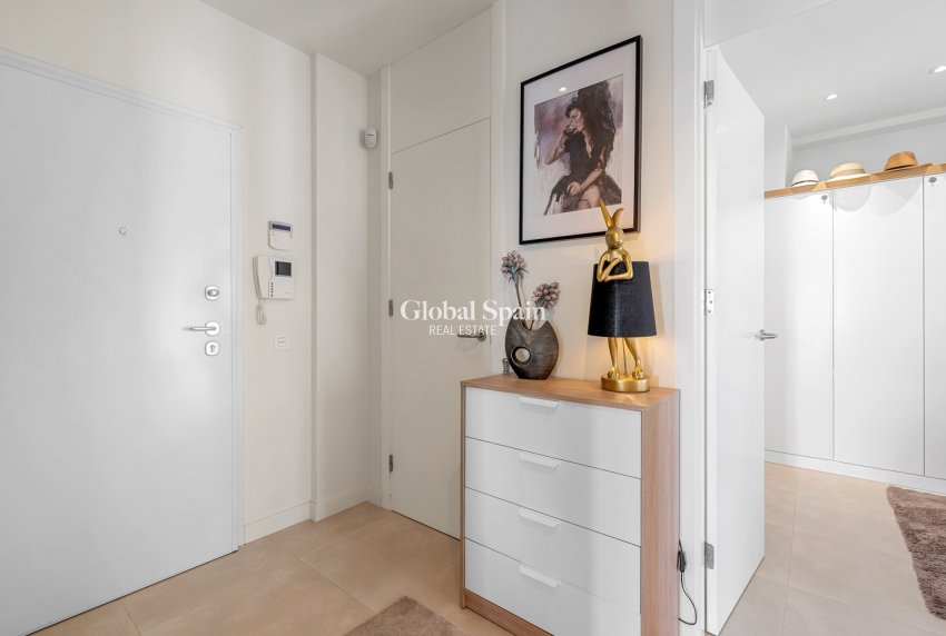 Wederverkoop - Appartement -
ORIHUELA COSTA - VILLAMARTÍN