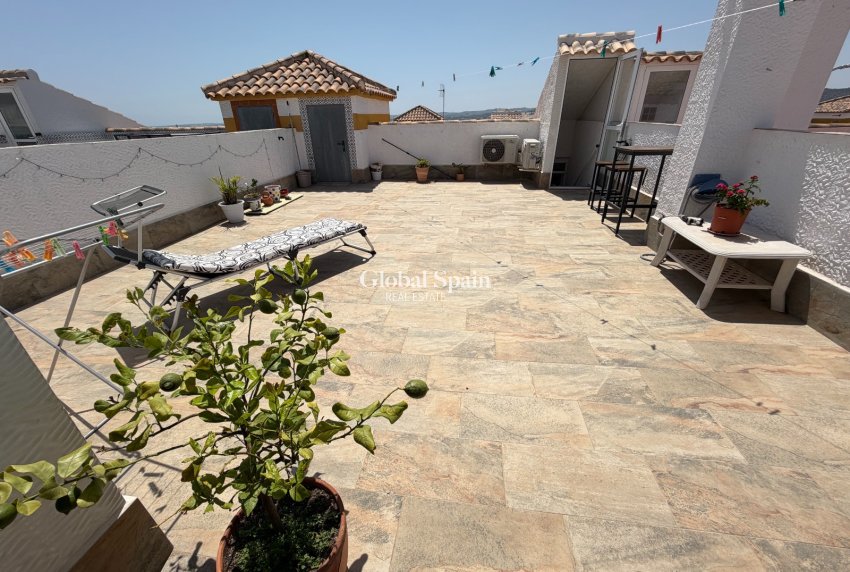 Wederverkoop - APPARTEMENT -
ORIHUELA - Entre Naranjos