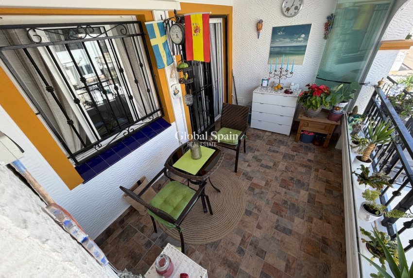 Wederverkoop - APPARTEMENT -
ORIHUELA - Entre Naranjos