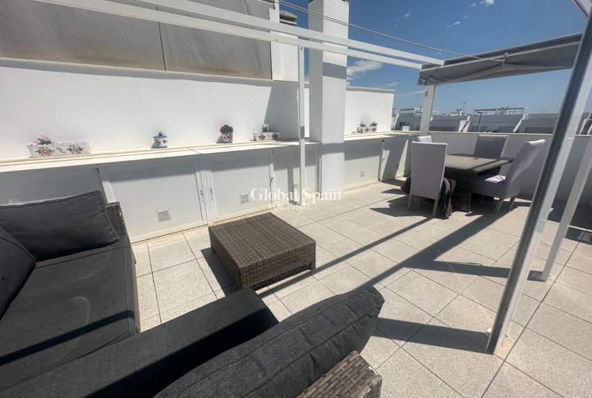 Wederverkoop - Appartement -
ORIHUELA - Entre Naranjos