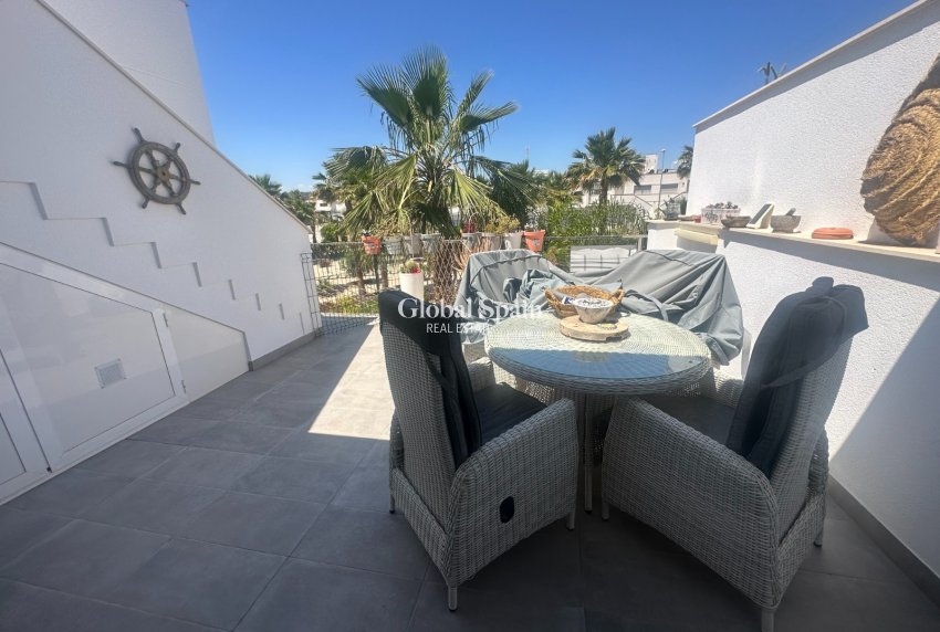 Wederverkoop - Appartement -
ORIHUELA - Entre Naranjos
