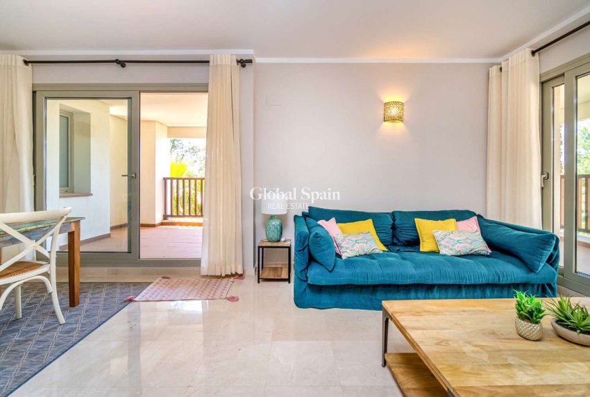 Wederverkoop - APPARTEMENT -
ORIHUELA - Inland