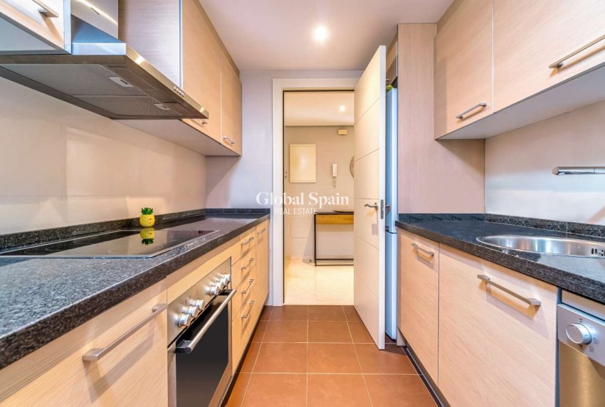 Wederverkoop - APPARTEMENT -
ORIHUELA - Inland