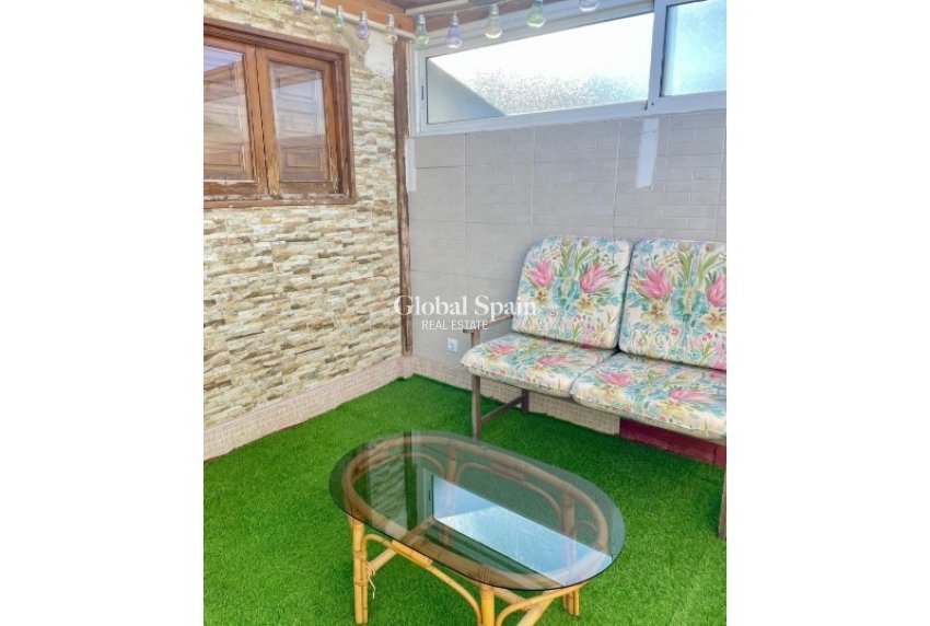 Wederverkoop - APPARTEMENT -
ORIHUELA - Inland