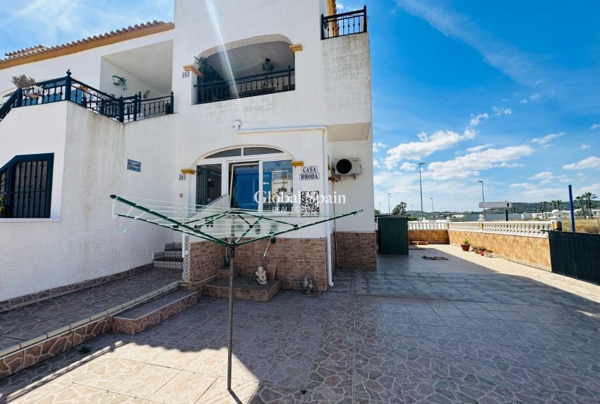 Wederverkoop - APPARTEMENT -
ORIHUELA - Inland