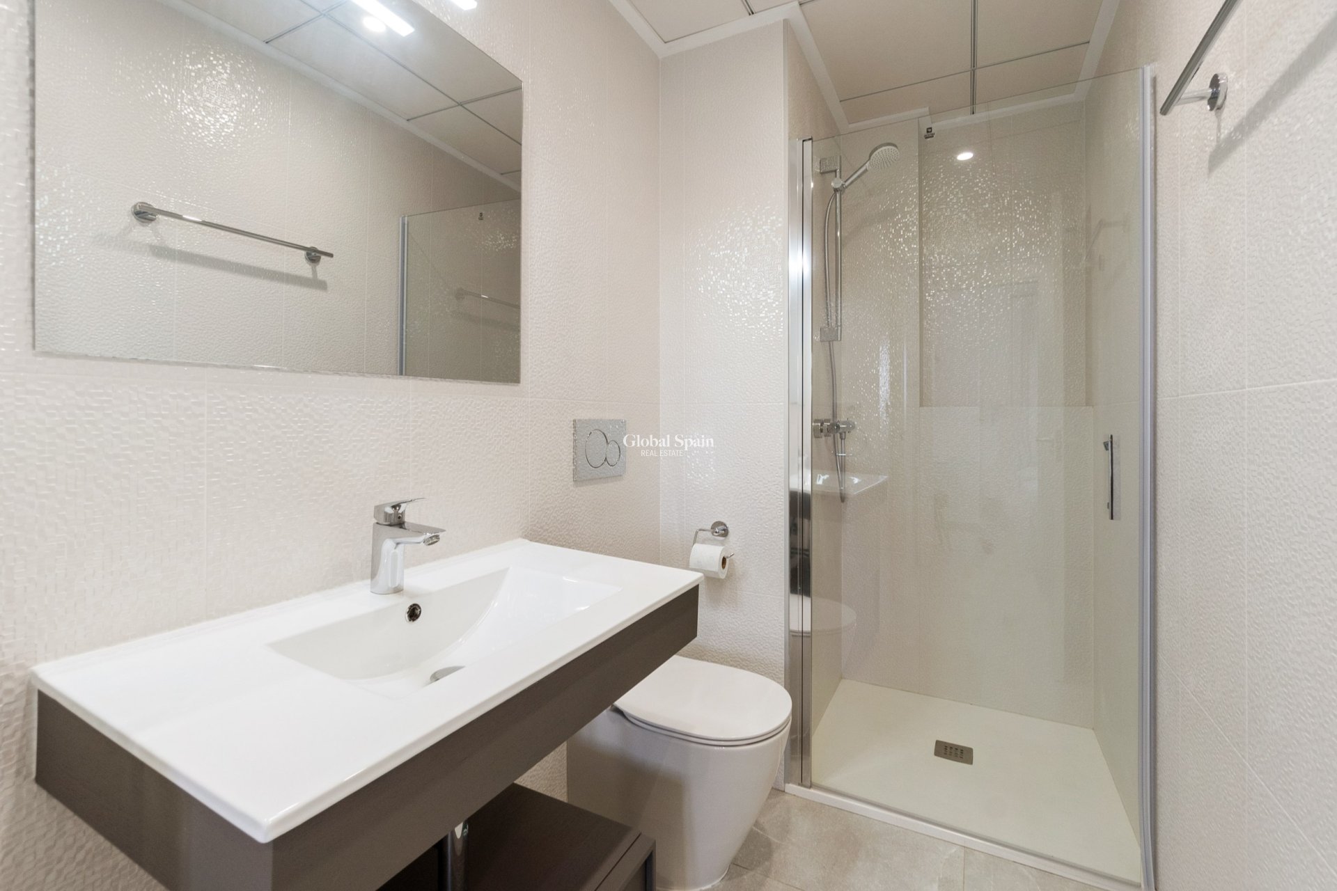 Wederverkoop - APPARTEMENT -
ORIHUELA - Inland
