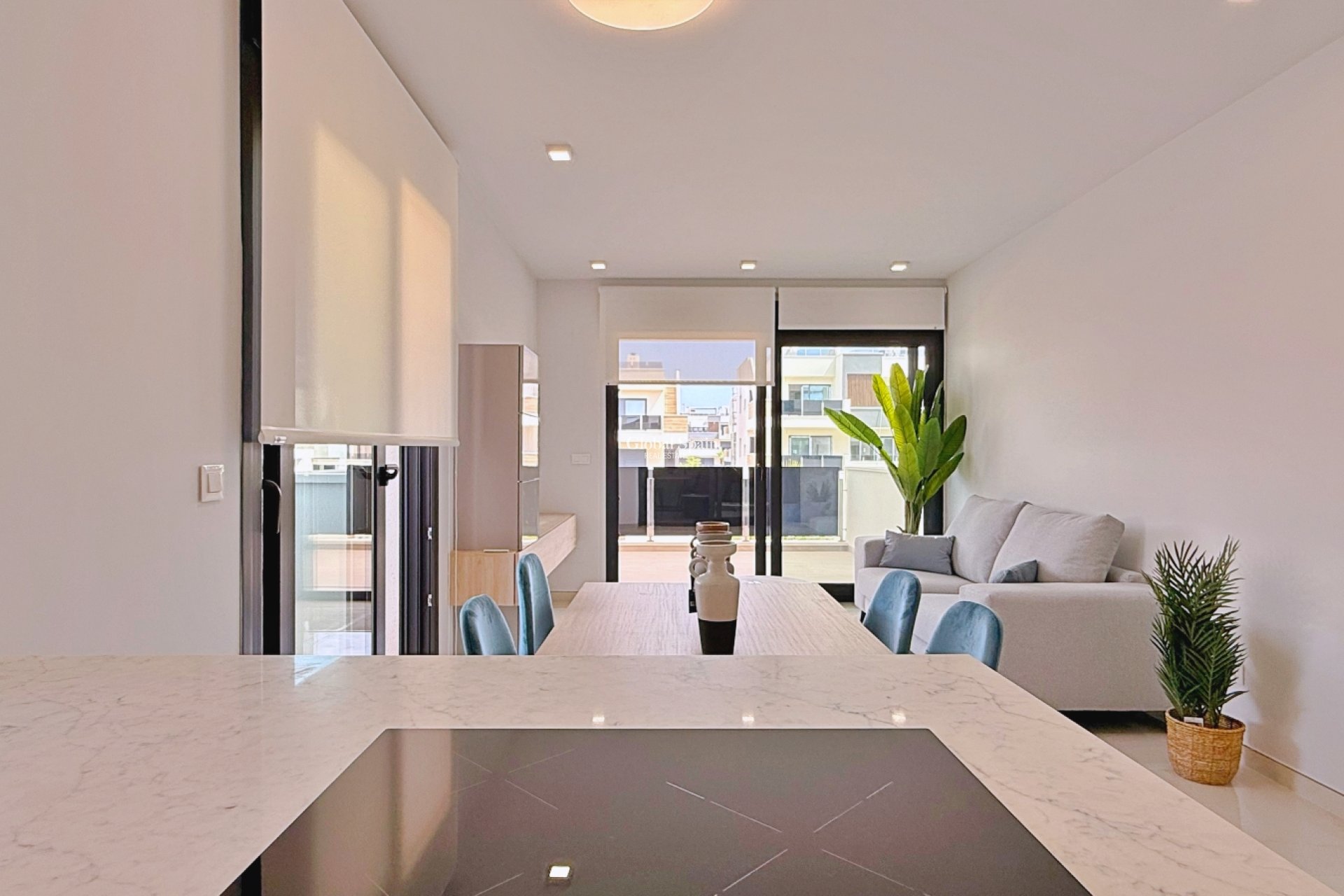 Wederverkoop - APPARTEMENT -
ORIHUELA - Inland
