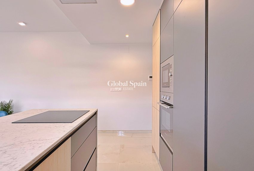 Wederverkoop - APPARTEMENT -
ORIHUELA - Inland