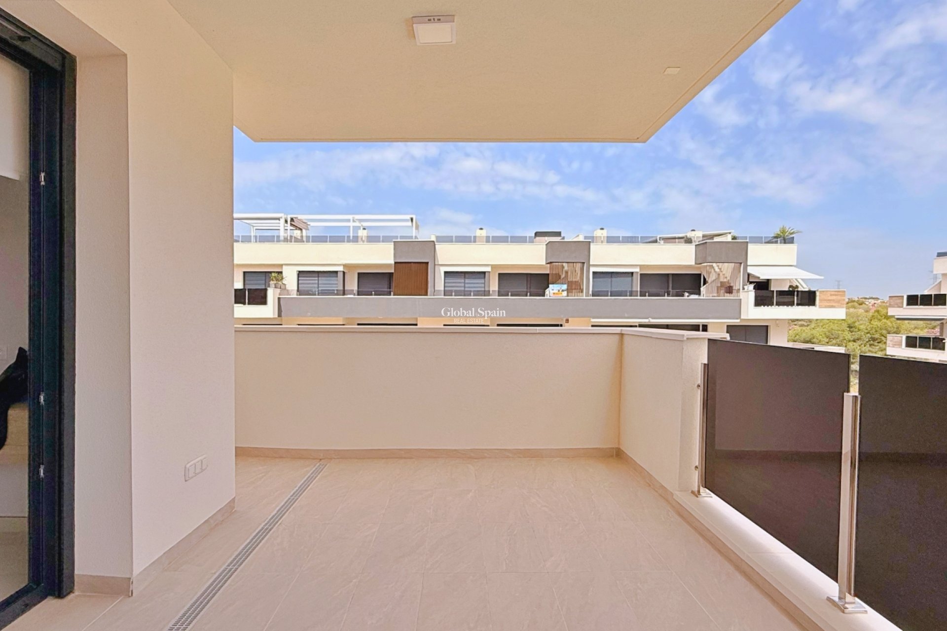 Wederverkoop - APPARTEMENT -
ORIHUELA - Inland