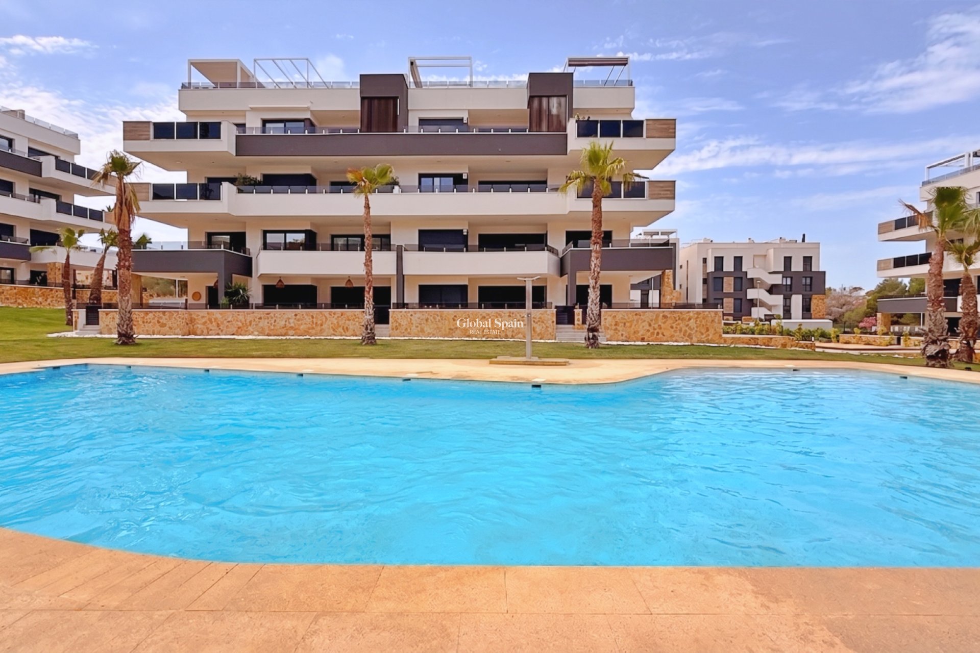 Wederverkoop - APPARTEMENT -
ORIHUELA - Inland