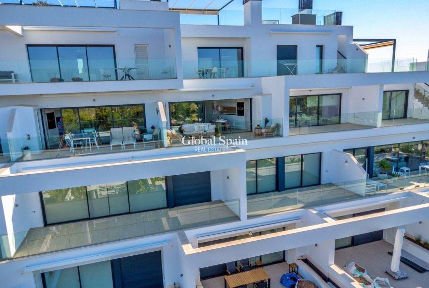 Wederverkoop - APPARTEMENT -
ORIHUELA - LAS COLINAS GOLF RESORT