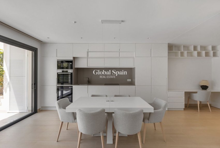 Wederverkoop - APPARTEMENT -
ORIHUELA - LAS COLINAS GOLF RESORT