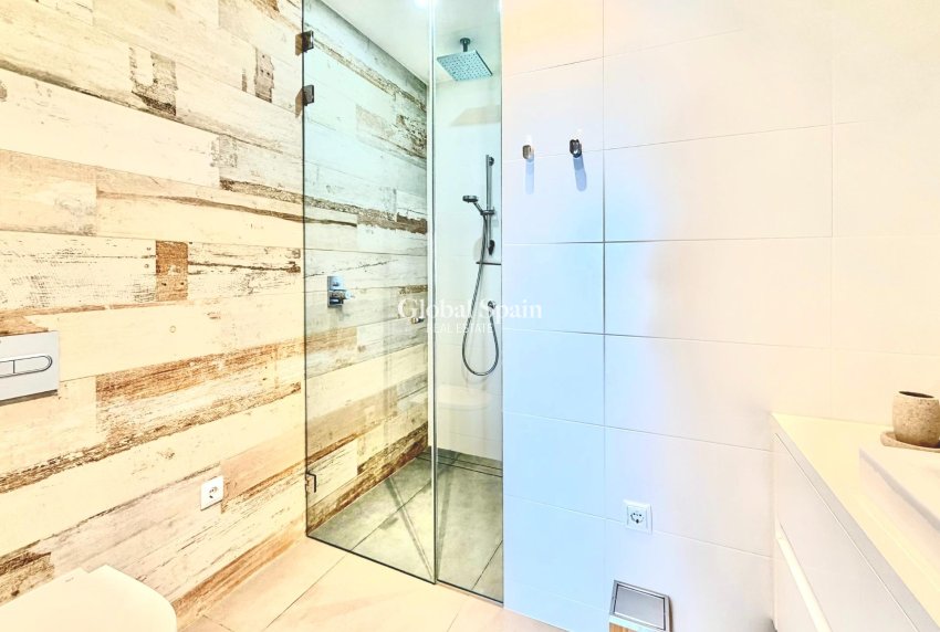 Wederverkoop - APPARTEMENT -
ORIHUELA - LAS COLINAS GOLF RESORT