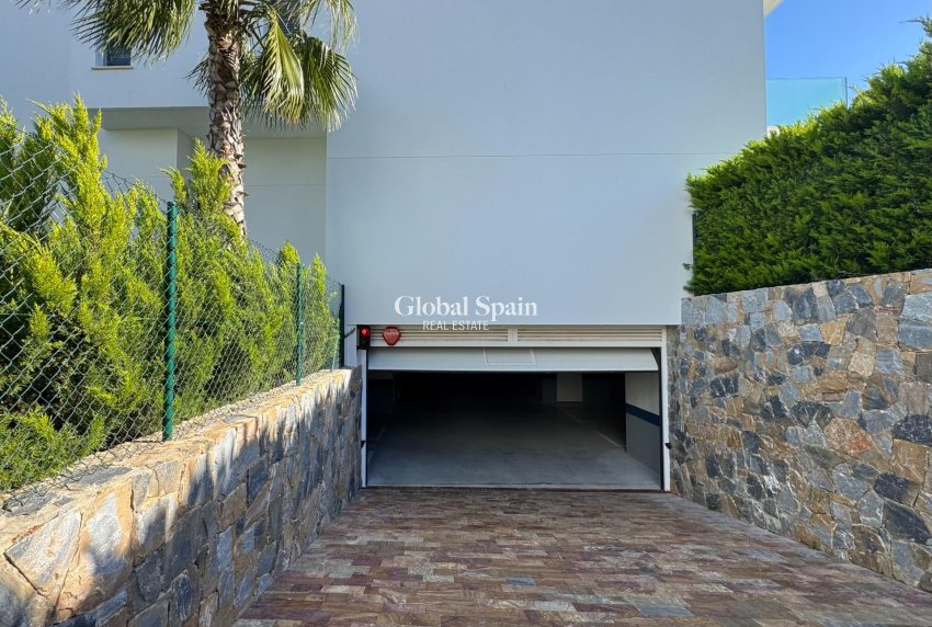 Wederverkoop - APPARTEMENT -
ORIHUELA - LAS COLINAS GOLF RESORT