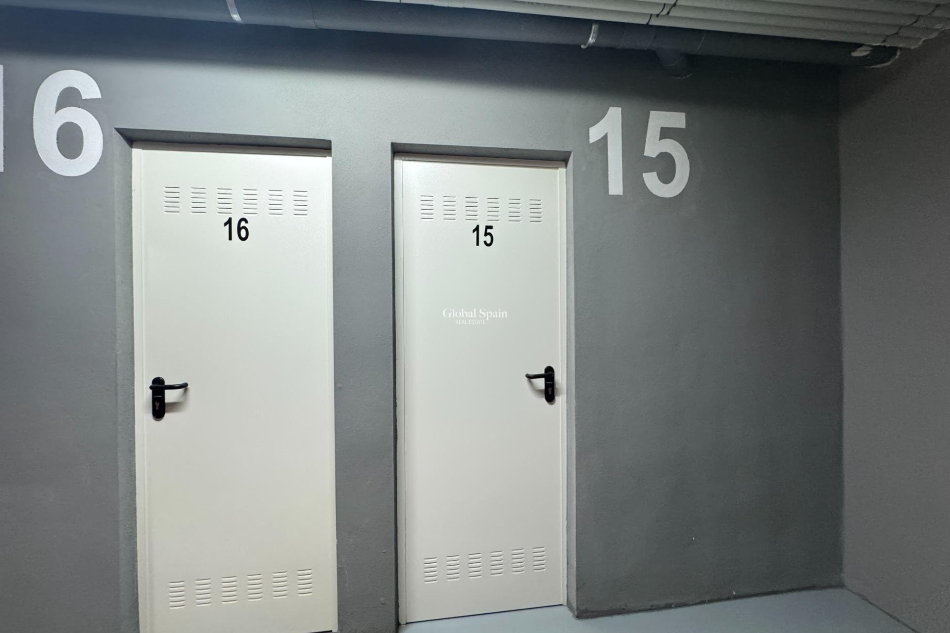 Wederverkoop - APPARTEMENT -
ORIHUELA - LAS COLINAS GOLF RESORT