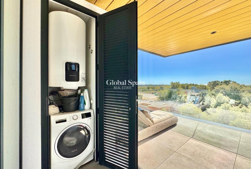 Wederverkoop - APPARTEMENT -
ORIHUELA - LAS COLINAS GOLF RESORT