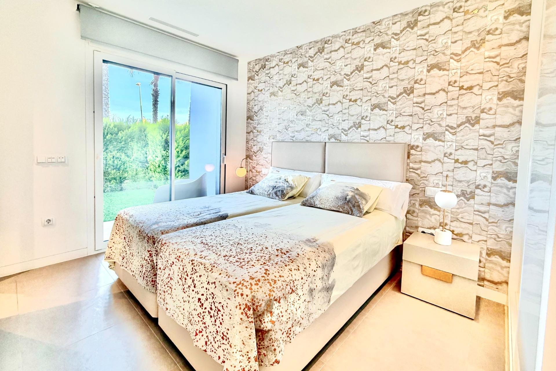 Wederverkoop - APPARTEMENT -
ORIHUELA - LAS COLINAS GOLF RESORT