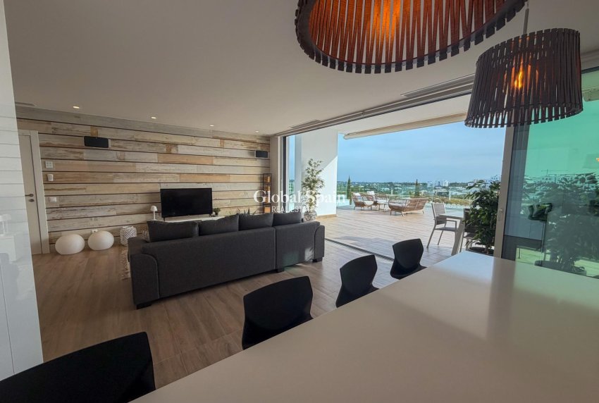 Wederverkoop - APPARTEMENT -
ORIHUELA - LAS COLINAS GOLF RESORT