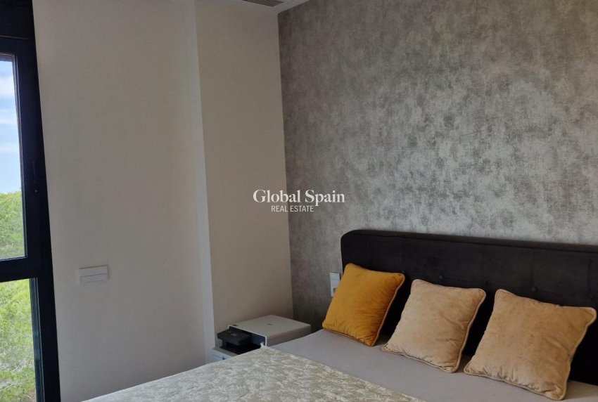 Wederverkoop - APPARTEMENT -
ORIHUELA - LAS COLINAS GOLF RESORT