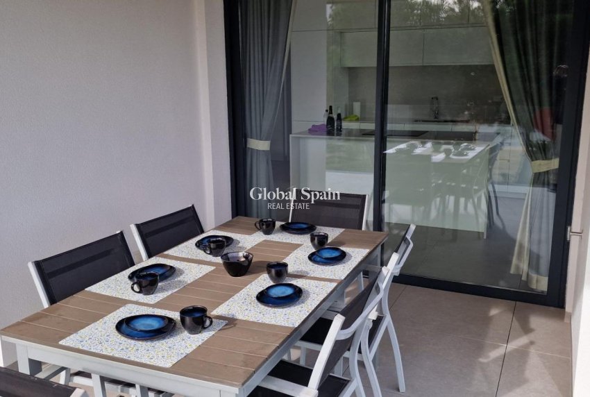 Wederverkoop - APPARTEMENT -
ORIHUELA - LAS COLINAS GOLF RESORT