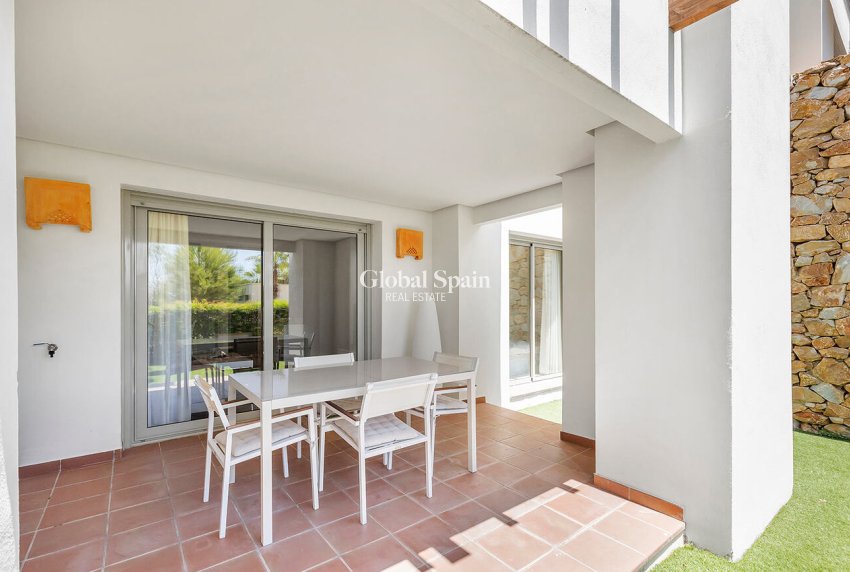 Wederverkoop - APPARTEMENT -
ORIHUELA - Las Colinas