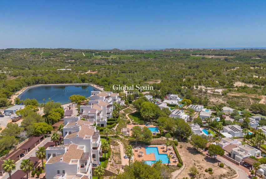 Wederverkoop - APPARTEMENT -
ORIHUELA - Las Colinas