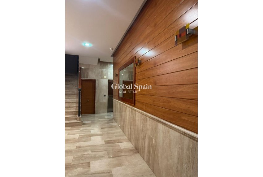 Wederverkoop - APPARTEMENT -
ORIHUELA - Orihuela Ciudad