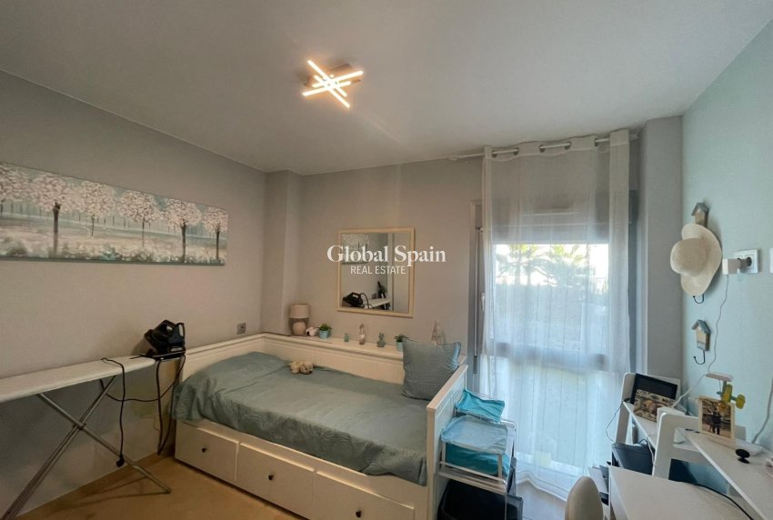 Wederverkoop - APPARTEMENT -
ORIHUELA - Vistabella Golf