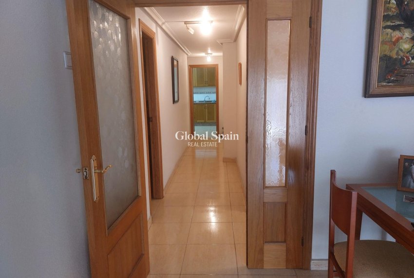 Wederverkoop - APPARTEMENT -
ORIHUELA - Zona Centro