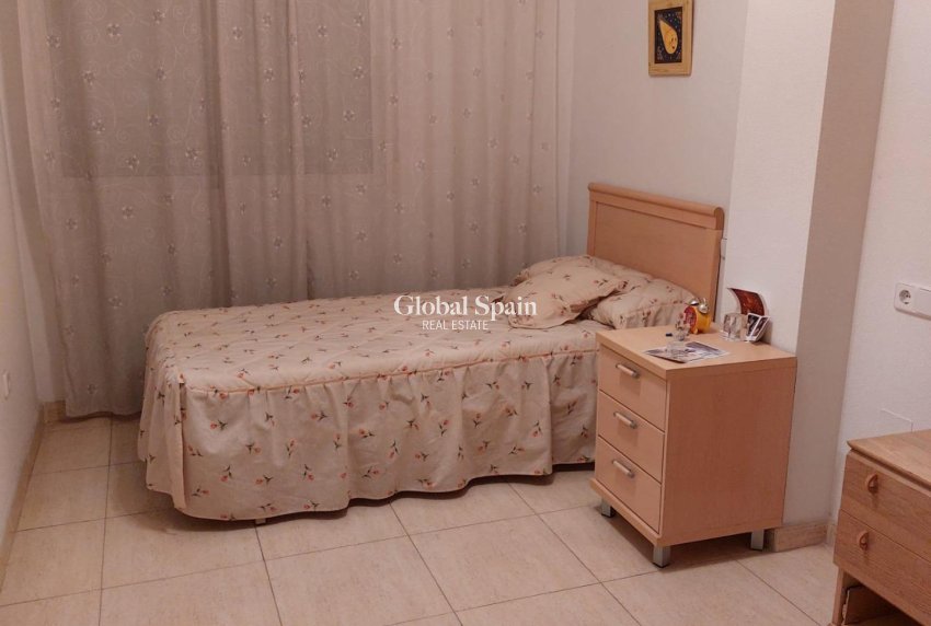 Wederverkoop - APPARTEMENT -
ORIHUELA - Zona Centro