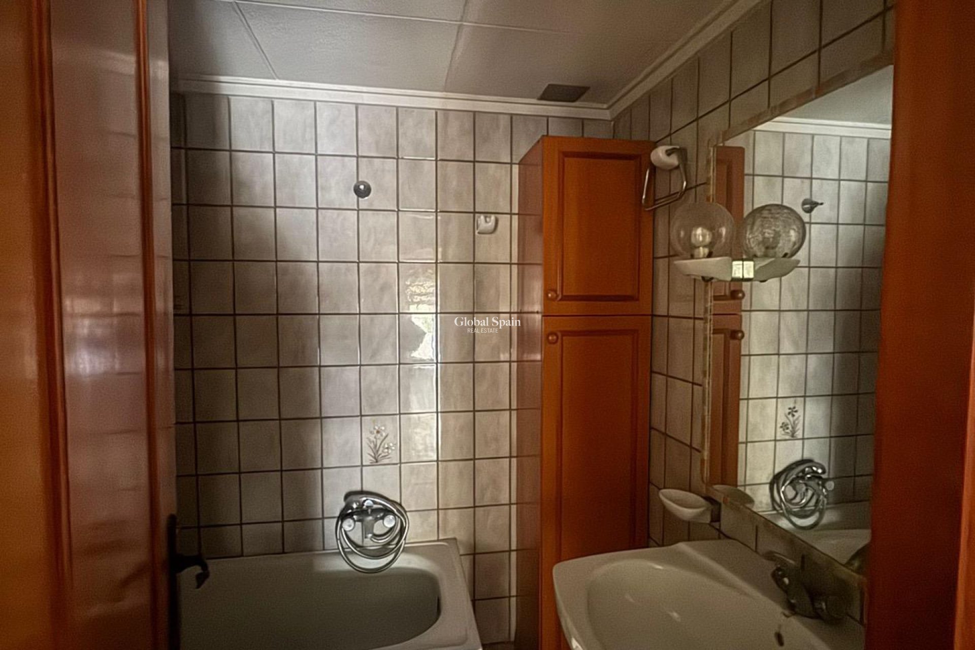 Wederverkoop - APPARTEMENT -
ORIHUELA - Zona Centro