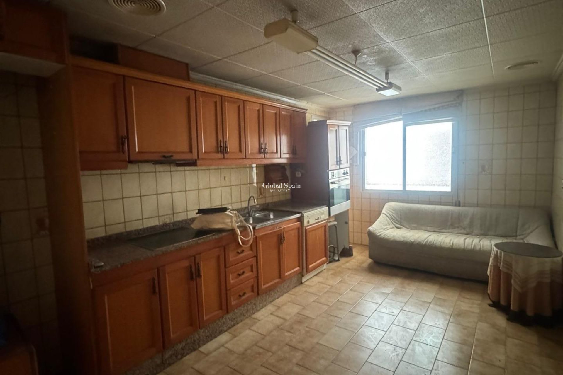 Wederverkoop - APPARTEMENT -
ORIHUELA - Zona Centro