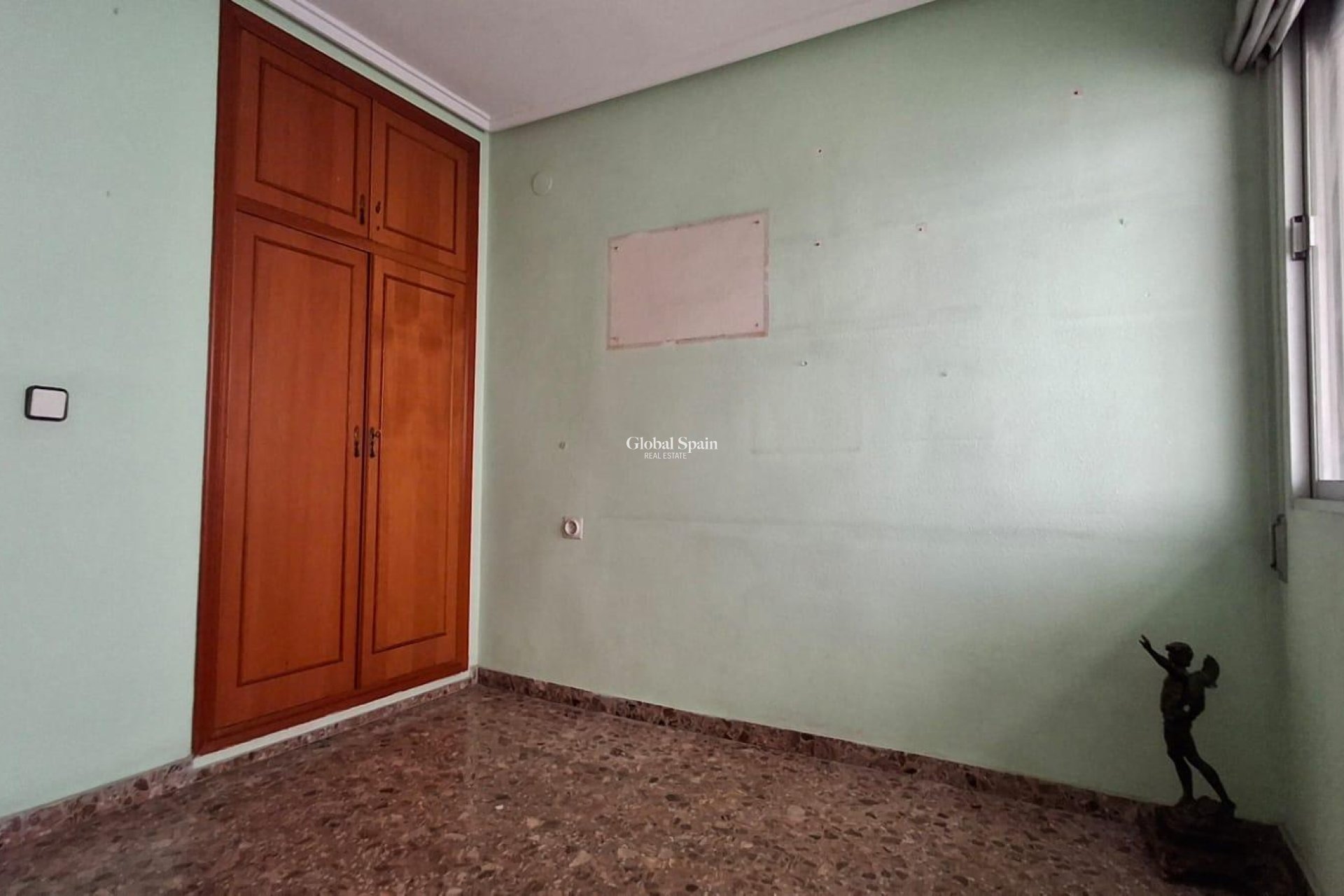 Wederverkoop - APPARTEMENT -
ORIHUELA - Zona Centro