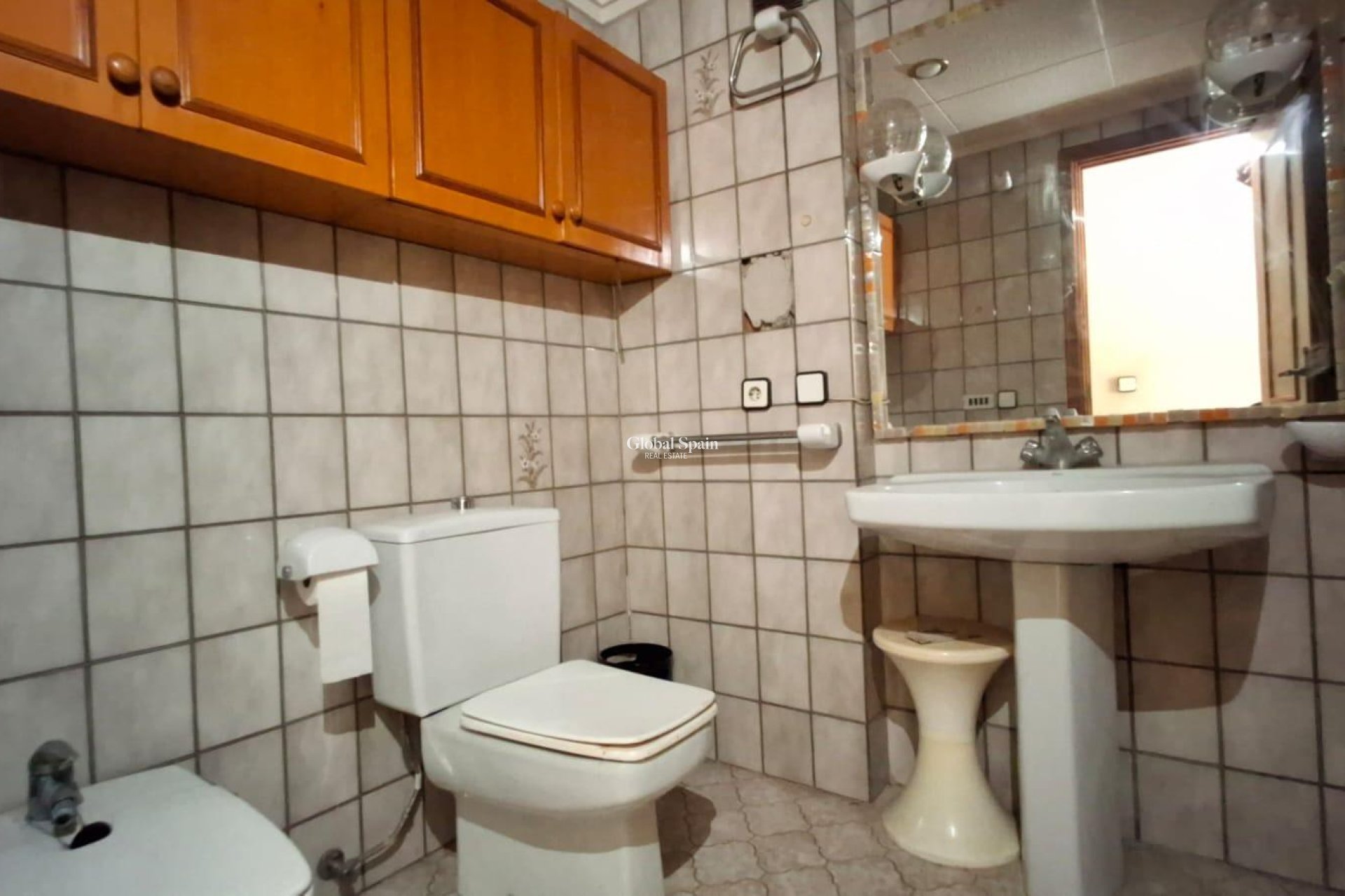 Wederverkoop - APPARTEMENT -
ORIHUELA - Zona Centro