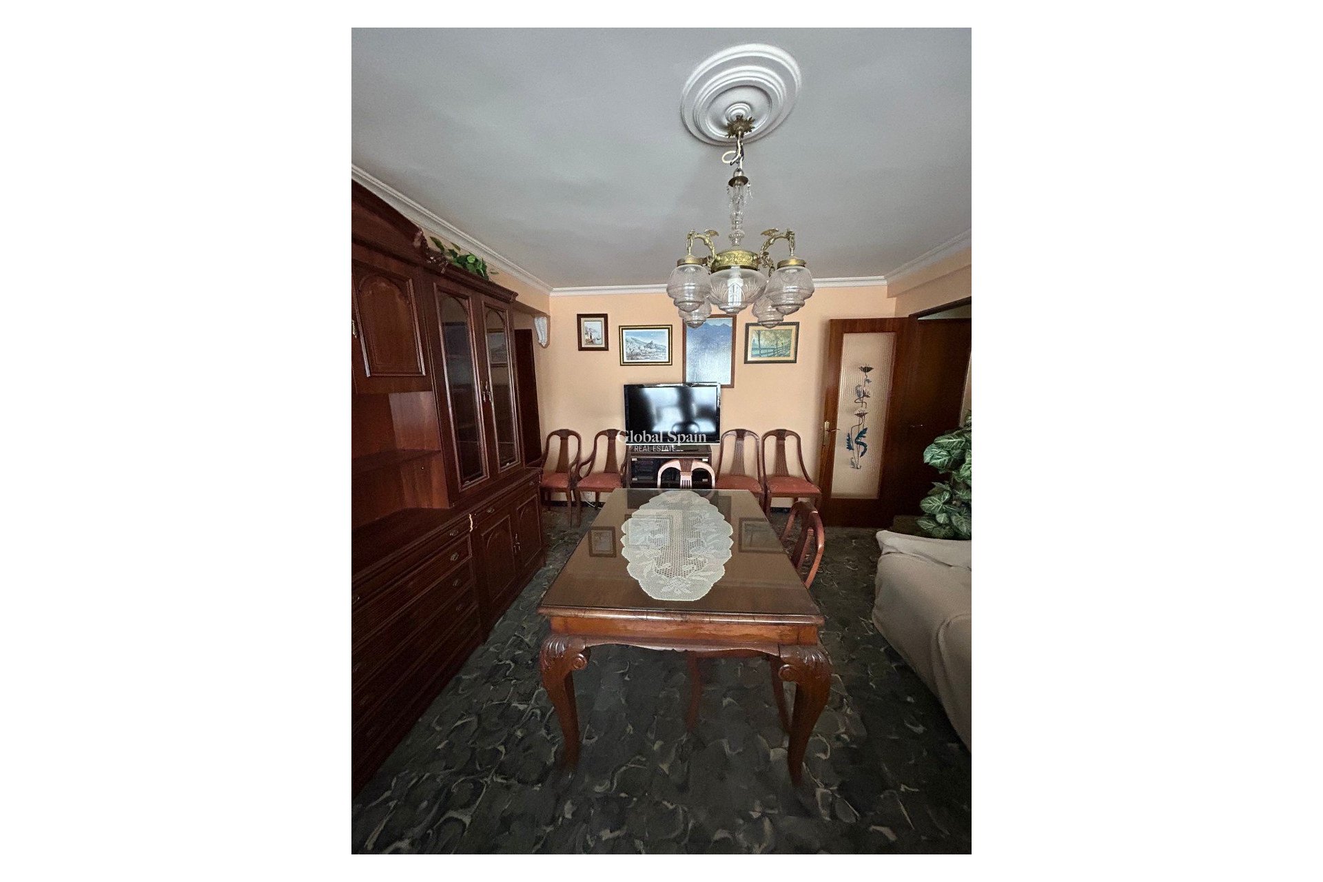 Wederverkoop - APPARTEMENT -
PEDREGUER - Pedreguer