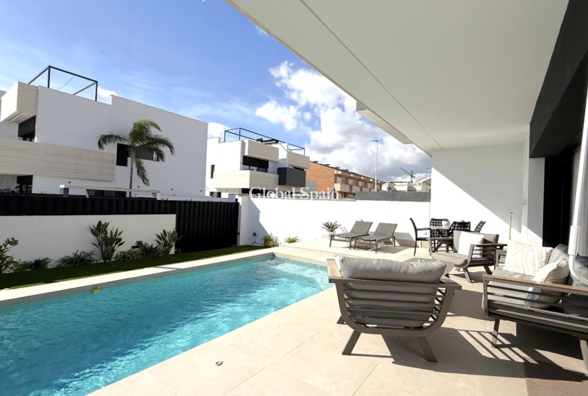 Wederverkoop - Appartement -
PILAR DE LA HORADADA - Costa Blanca Sur