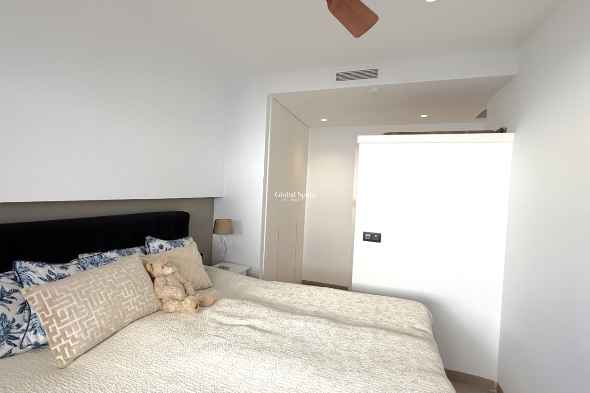 Wederverkoop - APPARTEMENT -
PILAR DE LA HORADADA - Costa Blanca Sur