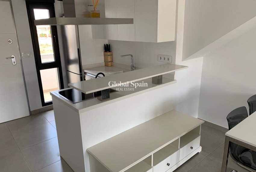 Wederverkoop - APPARTEMENT -
PILAR DE LA HORADADA - Costa Blanca