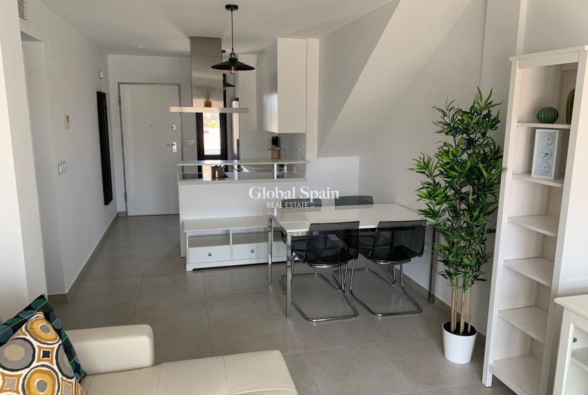 Wederverkoop - APPARTEMENT -
PILAR DE LA HORADADA - Costa Blanca