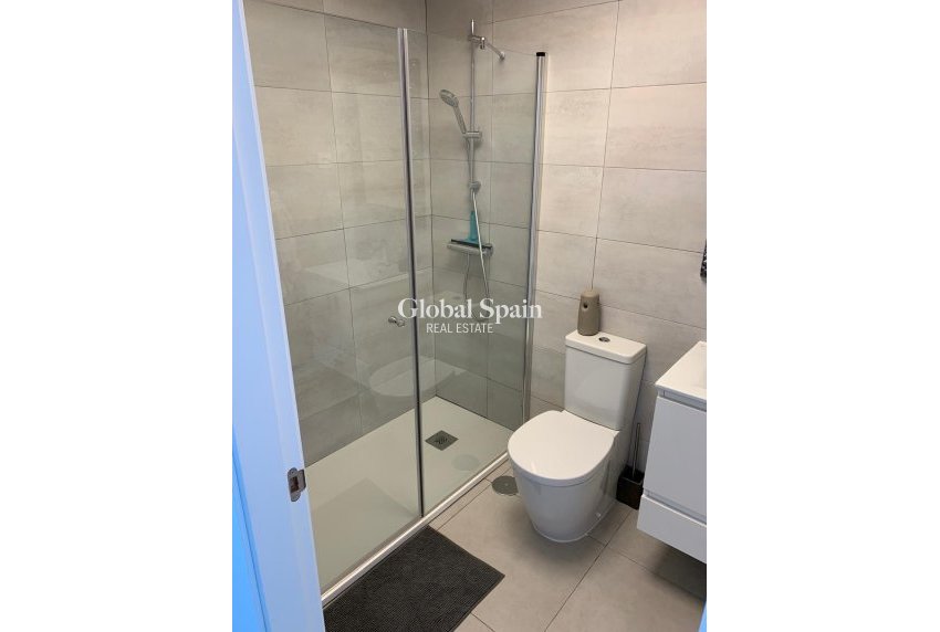 Wederverkoop - APPARTEMENT -
PILAR DE LA HORADADA - Costa Blanca