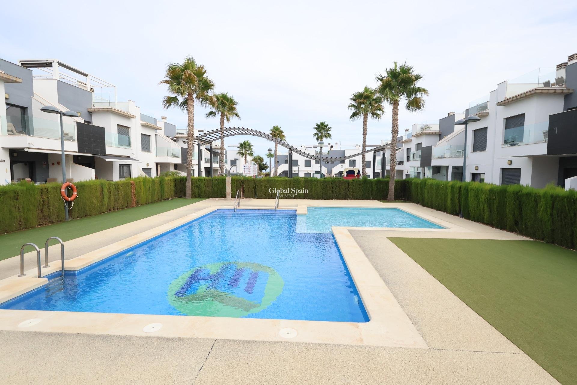 Wederverkoop - APPARTEMENT -
PILAR DE LA HORADADA - Costa Blanca