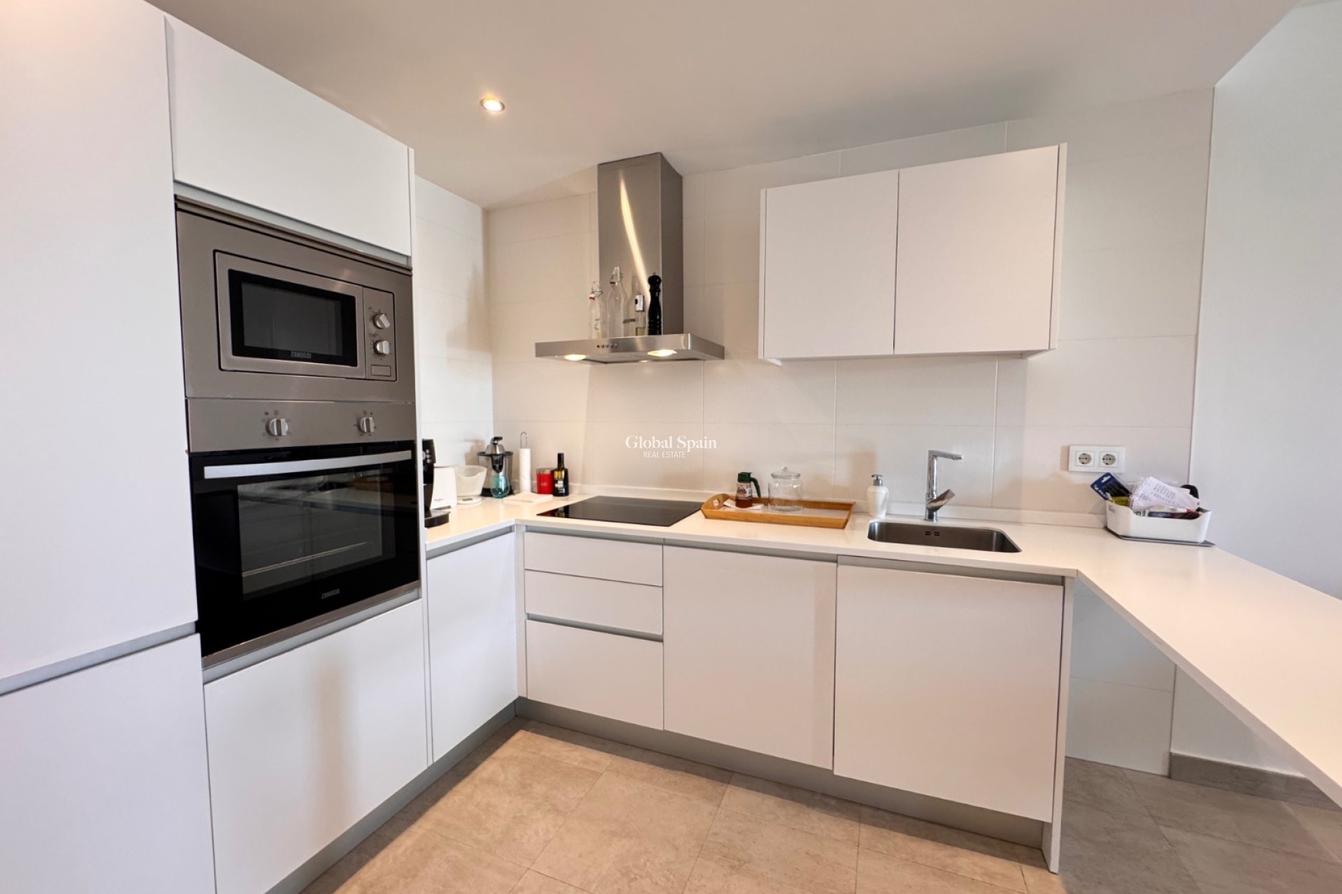 Wederverkoop - APPARTEMENT -
PILAR DE LA HORADADA - Costa Blanca