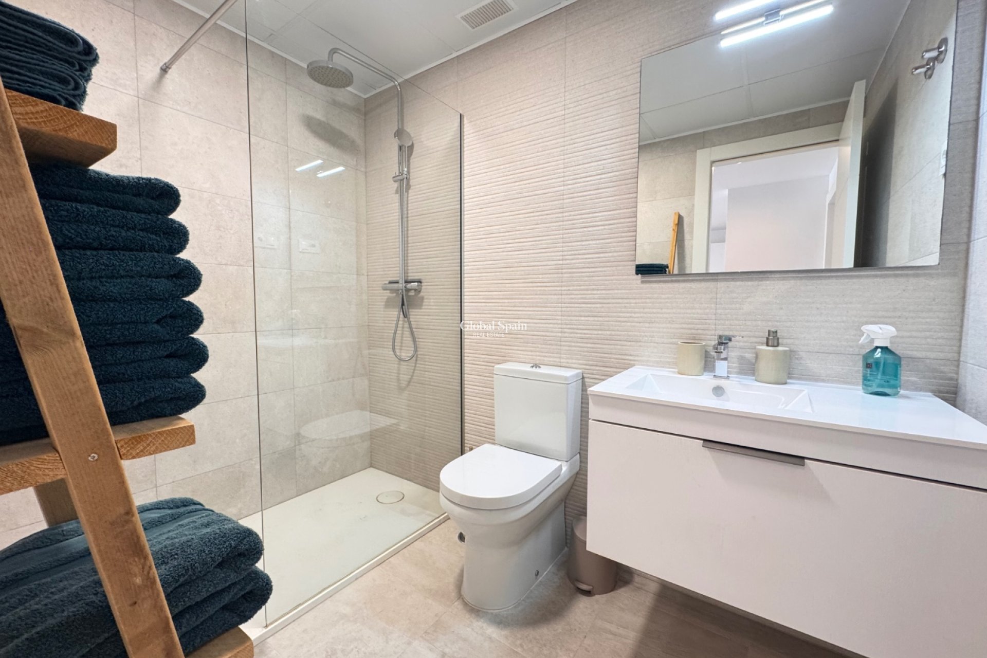 Wederverkoop - APPARTEMENT -
PILAR DE LA HORADADA - Costa Blanca