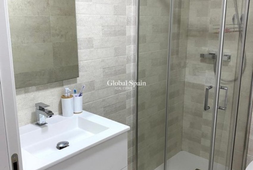 Wederverkoop - APPARTEMENT -
PILAR DE LA HORADADA - Costa Blanca