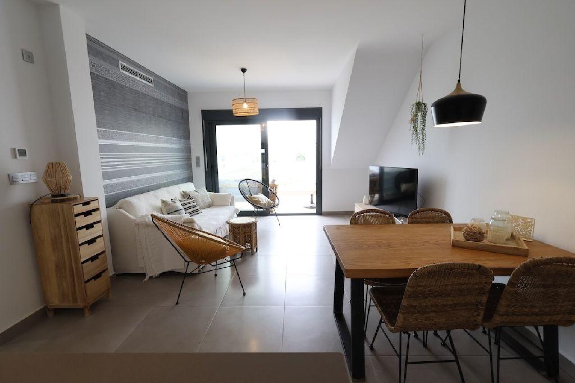 Wederverkoop - APPARTEMENT -
PILAR DE LA HORADADA - Costa Blanca