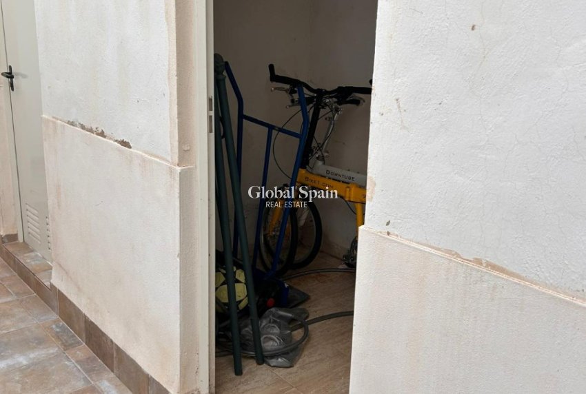 Wederverkoop - APPARTEMENT -
PILAR DE LA HORADADA - Costa Blanca