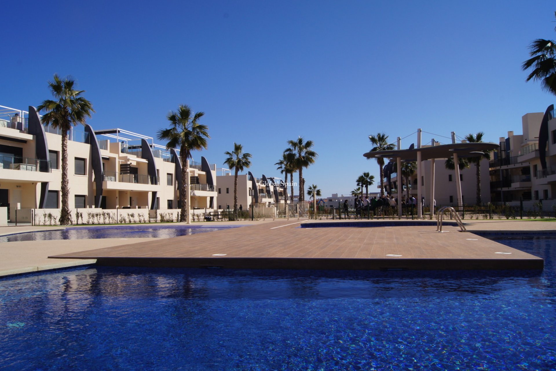 Wederverkoop - APPARTEMENT -
PILAR DE LA HORADADA - Costa Blanca